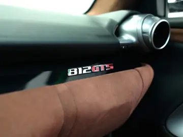 FERRARI 812 GTS CARBON LIFT JBL SURROUND VIEW ALCANTARA
