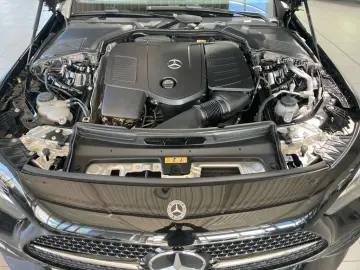MERCEDES-BENZ CLE 200 Cab. AMG NIGHT Prv.Leasing ab 550 -