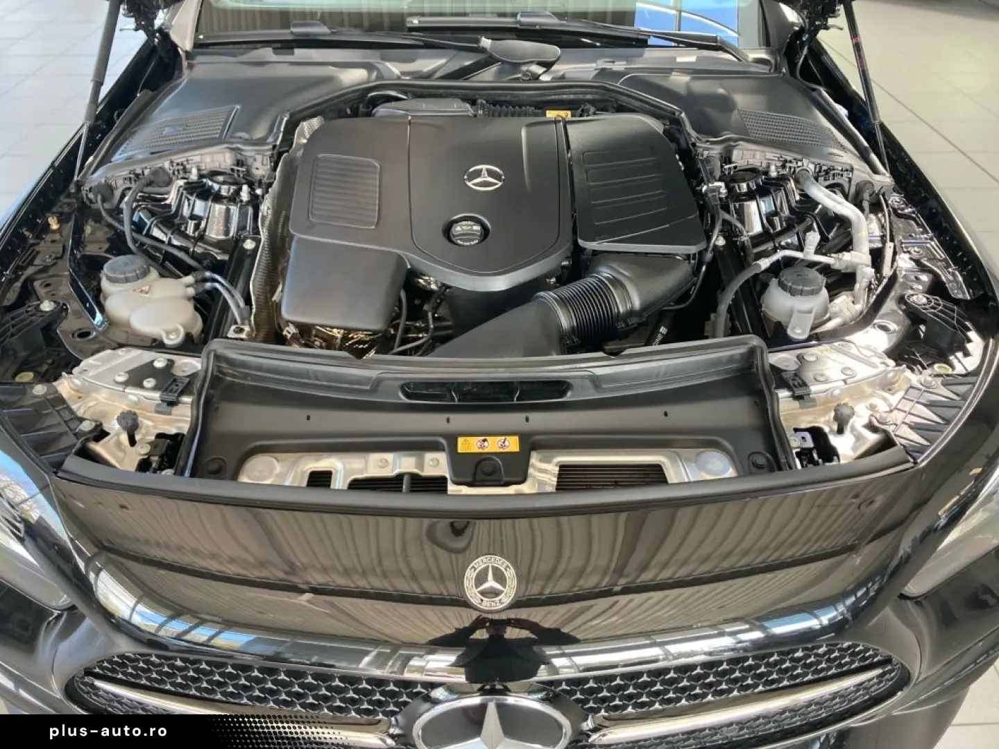 MERCEDES-BENZ CLE 200 Cab. AMG NIGHT Prv.Leasing ab 550 -