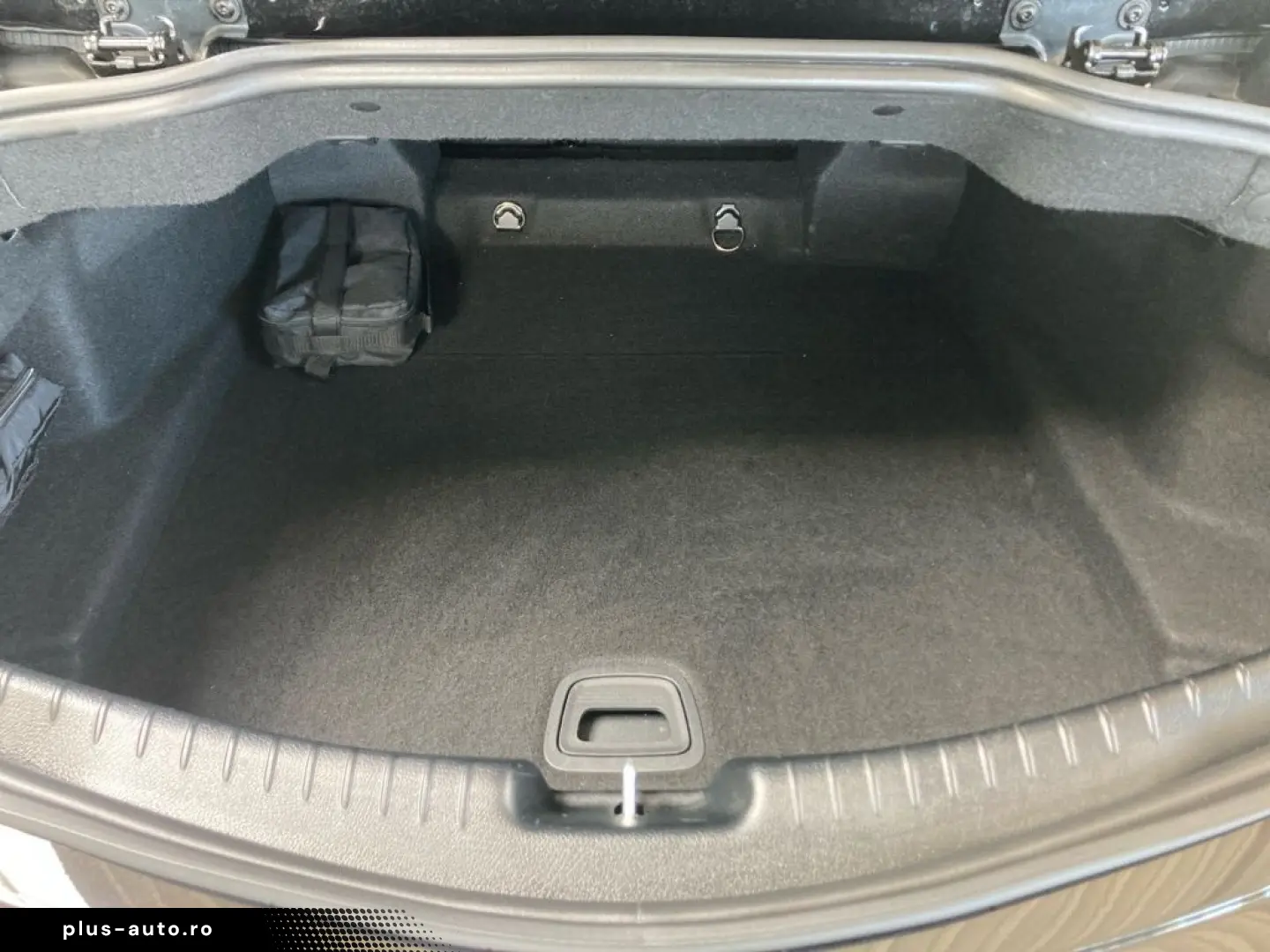 MERCEDES-BENZ CLE 200 Cab. AMG NIGHT Prv.Leasing ab 550 -