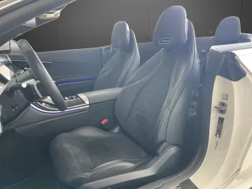 MERCEDES-BENZ CLE 200 Cabrio AMG MEMORY TOTW AIRSCARF KAM 19