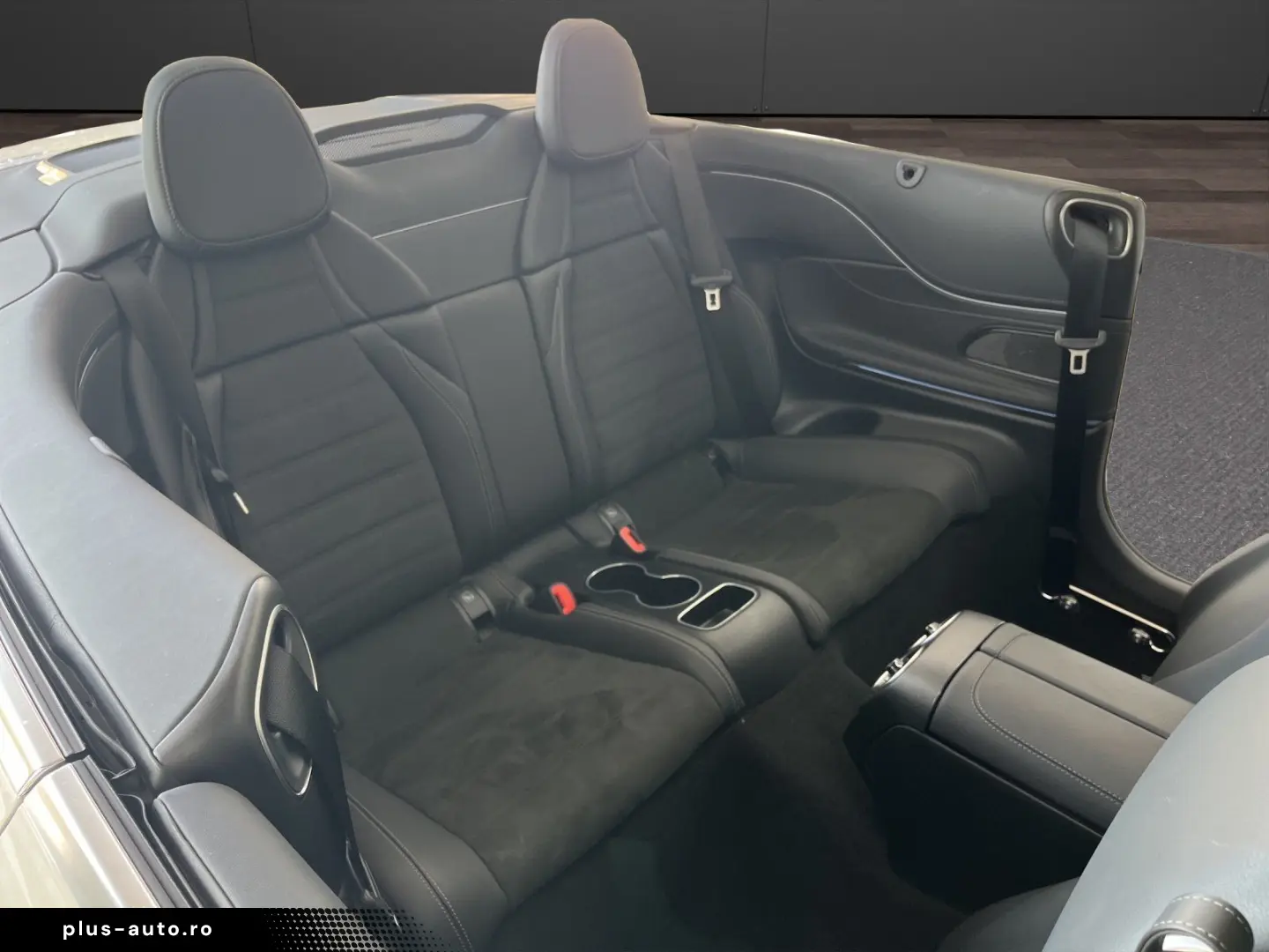 MERCEDES-BENZ CLE 200 Cabrio AMG MEMORY TOTW AIRSCARF KAM 19