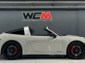 PORSCHE 992 Targa 4 GTS  Full options