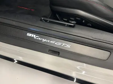 PORSCHE 992 Targa 4 GTS  Full options