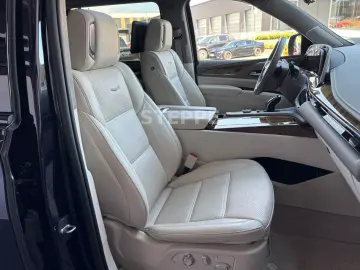CADILLAC Escalade 6.2 V8 ESV Sport Platinum EU-Navi AHK