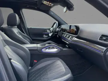 MERCEDES-BENZ GLS 63 AMG 4Matic Navi Multibeam Led A…