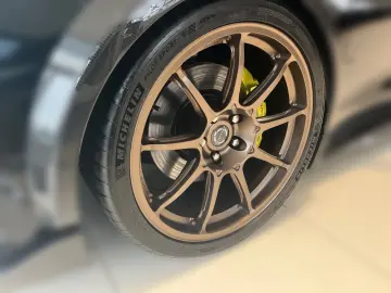 CORVETTE C8 Stingray Coupé Callaway Edition