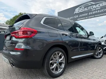 BMW X3 xDr30e xLine PANO ACC Leder AdapLED HUD Kam