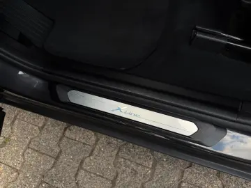 BMW X3 xDr30e xLine PANO ACC Leder AdapLED HUD Kam