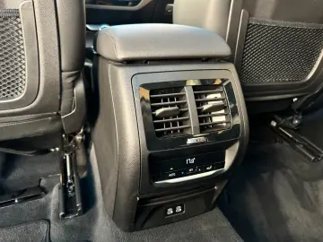 BMW X3 xDr30e PANO AHK Laser HiFi HeadUp Leder 360