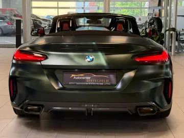 BMW Z4 M40i Cabrio H&K FROZEN DEEP GREEN LNP  78509€