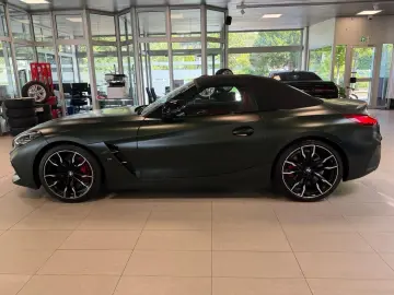 BMW Z4 M40i Cabrio H&K FROZEN DEEP GREEN LNP  78509€