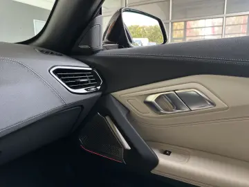 BMW Z4 M40i Head-Up HK HiFi DAB LED WLAN RFK Shz