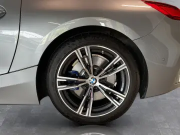 BMW Z4 M40i LiveCockpitProf Head-Up Kamera HiFi LED