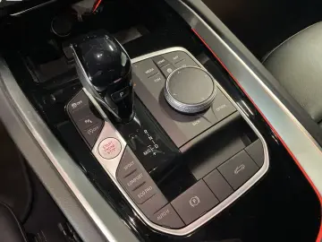 BMW Z4 M40i LiveCockpitProf Head-Up Kamera HiFi LED