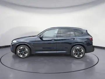 BMW iX3 IMPRESSIVE  Shadow Sportsitze Navi Kam. Lase