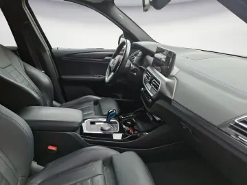 BMW iX3 IMPRESSIVE  Shadow Sportsitze Navi Kam. Lase