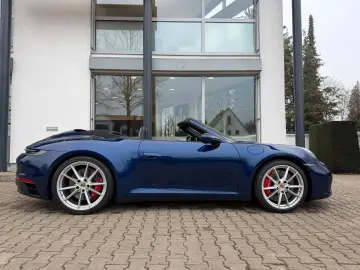 PORSCHE 992 Carrera GTS Cabriolet   INNODRIVE   360