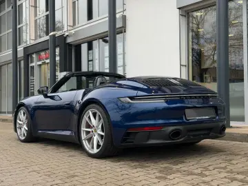 PORSCHE 992 Carrera GTS Cabriolet   INNODRIVE   360