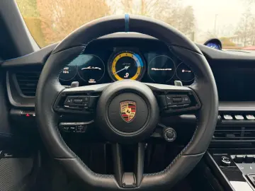 PORSCHE 992 Carrera GTS Cabriolet   INNODRIVE   360