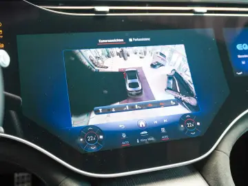 MERCEDES-BENZ EQS 450 4M AMG Line HYPERSCREEN Massag…