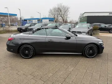 MERCEDES-BENZ CLE 200 Cabriolet AMG Kamera Tot-W Car…