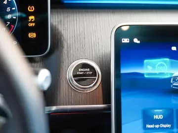 MERCEDES-BENZ S 63 AMG E Performance MATT Exklusiv A…
