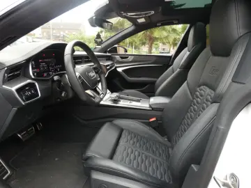 AUDI RS7 Sportback 4.0 TFSI quattro Garantie
