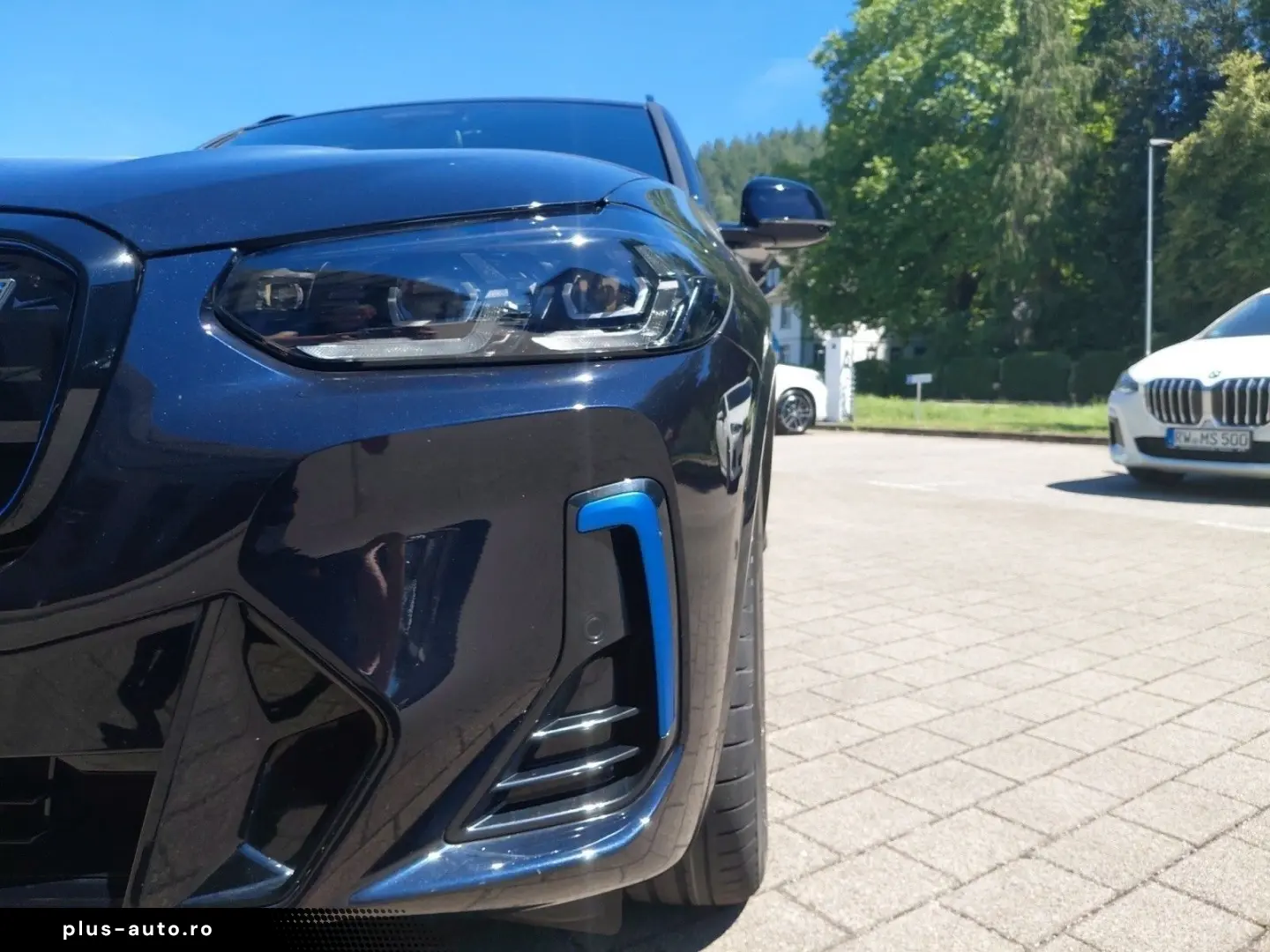 BMW iX3 2023 — imagine 14
