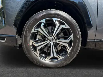 TOYOTA RAV 4 Plug-in-Hybrid Style   AHK JBL Leder LED