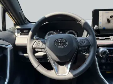 TOYOTA RAV 4 Plug-in-Hybrid Style   AHK JBL Leder LED