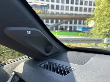TOYOTA RAV 4 Plug-in-Hybrid Style   AHK JBL Leder LED