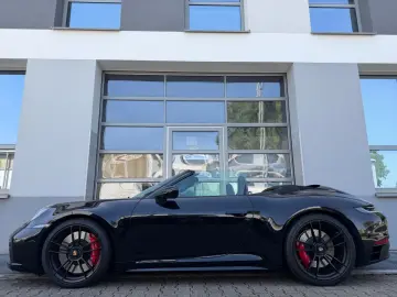 PORSCHE 992 CABRIO CARRERA GTS ADAPTIVE SPORTSITZE 360