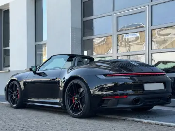 PORSCHE 992 CABRIO CARRERA GTS ADAPTIVE SPORTSITZE 360