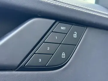 PORSCHE 992 CABRIO CARRERA GTS ADAPTIVE SPORTSITZE 360