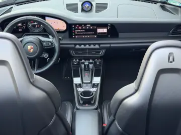 PORSCHE 992 CABRIO CARRERA GTS ADAPTIVE SPORTSITZE 360
