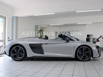 AUDI R8 Spyder V10 performance quattro CARBON~RAUTE