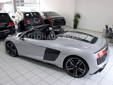 AUDI R8 Spyder V10 performance quattro CARBON~RAUTE