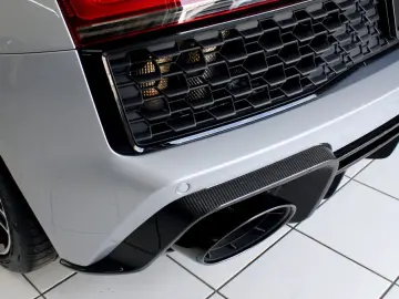 AUDI R8 Spyder V10 performance quattro CARBON~RAUTE