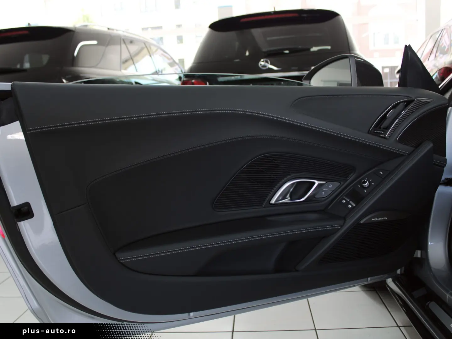 AUDI R8 Spyder V10 performance quattro CARBON~RAUTE