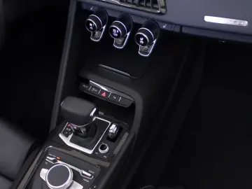 AUDI R8 Spyder V10 performance quattro CARBON~RAUTE