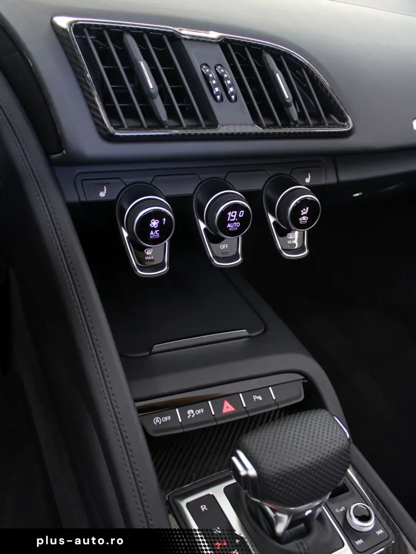 AUDI R8 Spyder V10 performance quattro CARBON~RAUTE