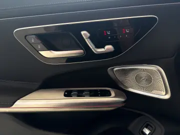 MERCEDES-BENZ CLE 450 4M AMG-Premium Burmester Verdeck-grau