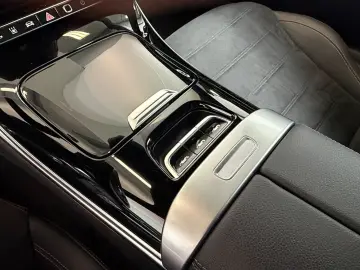 MERCEDES-BENZ CLE 450 4M AMG-Premium Burmester Verdeck-grau