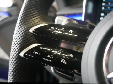 MERCEDES-BENZ S 63 AMG L e 4Matic  Performance Exklusiv HUD