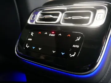 MERCEDES-BENZ S 63 AMG L e 4Matic  Performance Exklusiv HUD