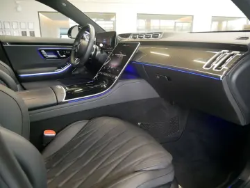 MERCEDES-BENZ S 63 AMG L e 4Matic  Performance Exklusiv HUD