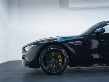 MERCEDES-BENZ AMG SL 63 4Matic  Performance Burmeste…