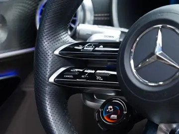 MERCEDES-BENZ AMG SL 63 4Matic  Performance Burmeste…