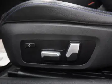BMW 420 i Cabriolet M Sport Navi Leder LED Kamera